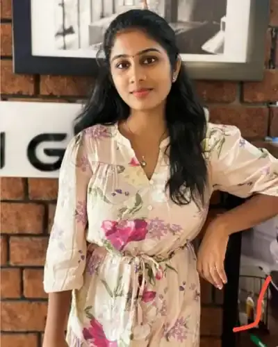 Escorts Etah