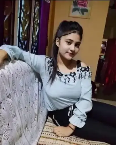 Escorts In Etah